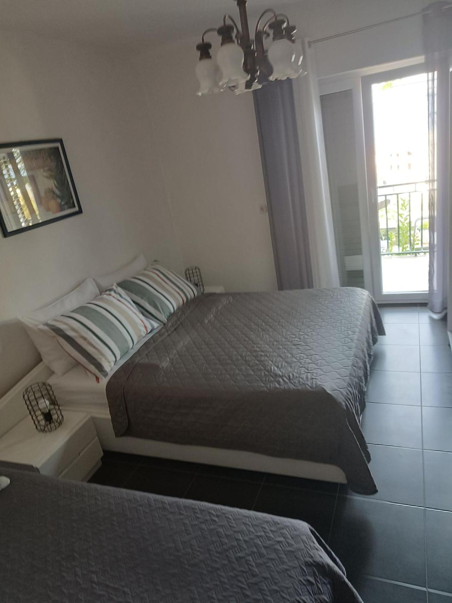 Apartment Ante Brela Esterno foto